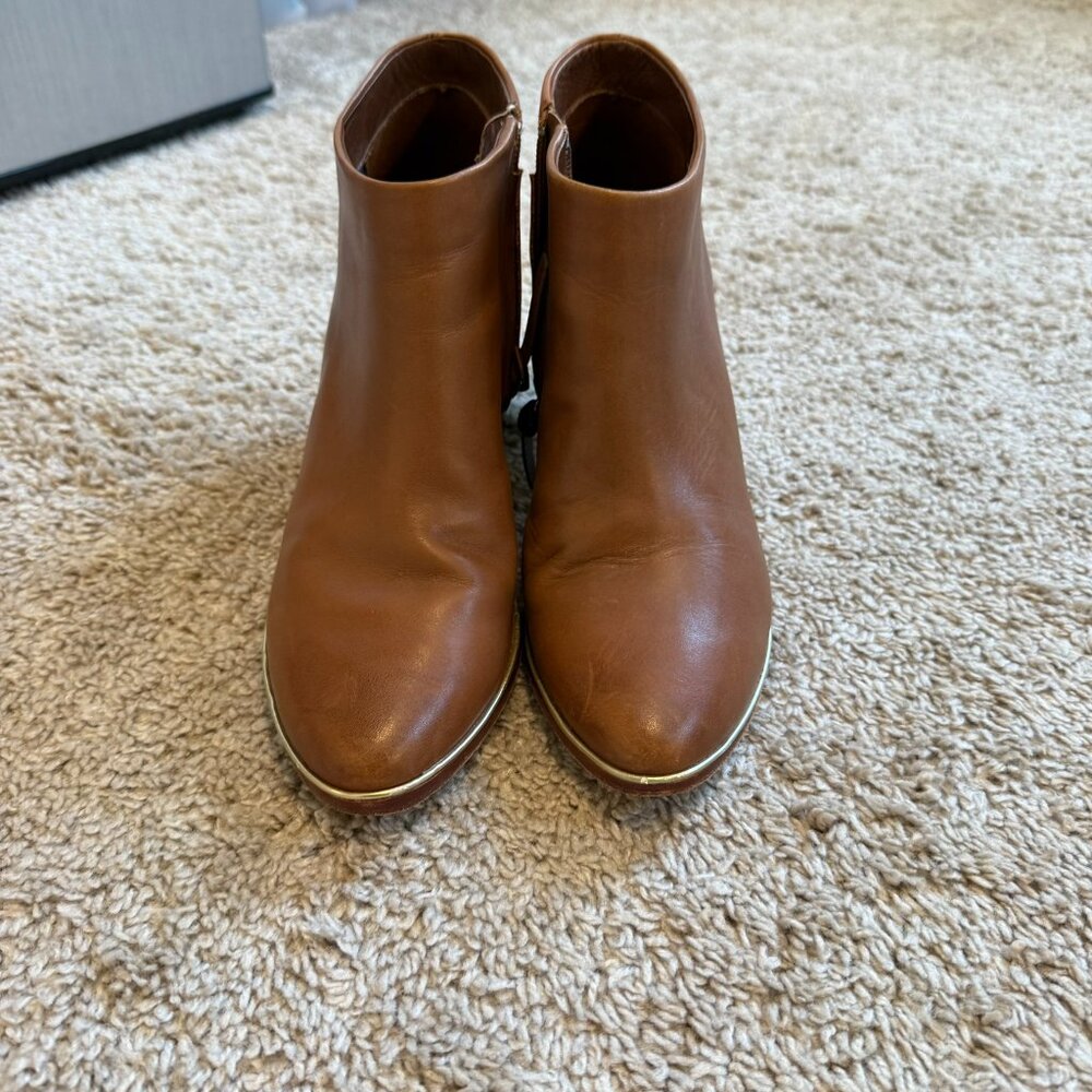Ted Baker London Booties Women's Brown Leather Size 39 Side Zip Almond Toe